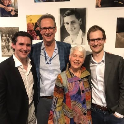 cgillespie111's profile picture. Amherst College, ‘18. @delgadoforny19 alum. Tweets only by me and retweets aren’t endorsements.