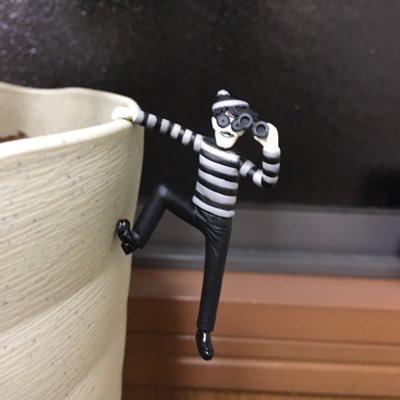「天空の城ラニュタ」の団長です('ω')bグラブルを極めるべく日夜駆け回ってます。 グラブル好きの方、気軽にフォローして頂けたら嬉しいです(´ω`)