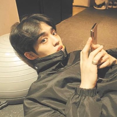 CommeDesGarSOON's profile picture. 160820 170923 180916 180917 191116 220924 220925 221228 241217 250208 250209 ♡