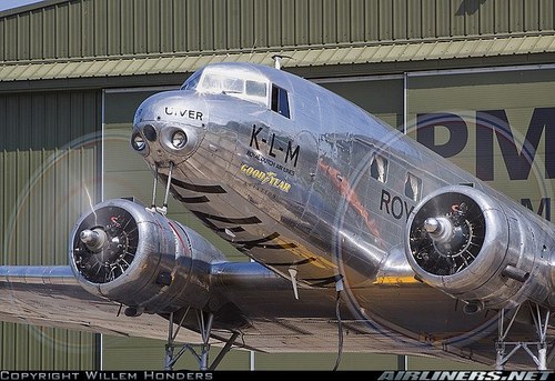 DC2_Uiver's profile picture. Born in 1935, still flying today. You can see me @aviodrome or at airshows in Europe.