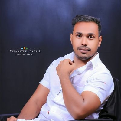 हम भी सब के बाप है , जो उलझा हम से वो शमशान में राख है
जिना है तो ऐसे जीओ की बाप को भी लगे की मैने एक #_शेर पाला है.