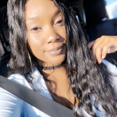 ale6walker's profile picture. An American’s attempt at the American Dream 🧗‍♀️