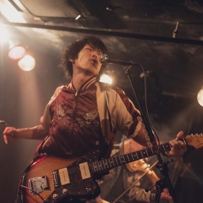 村田新世界 モテキの森山未來 嫌という程 似てると言われて髪型とメガネ変えた 笑 似てると言われたことのある有名人を晒す