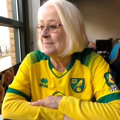 Love dogs, family, football, food & fun. Not necessarily in that order. NCFC crazy. South Stand ST holder. Wife, mum & Nan. Young at heart but into antiques!