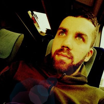 habib_yoldas's profile picture. 🙏 Hayallerinin peşinden koş çocuk arkandan pes etti demesinler..

Semt-i Derince 😉