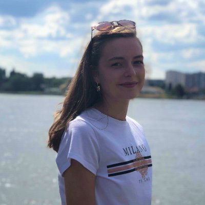 SaraLen98's profile picture. 