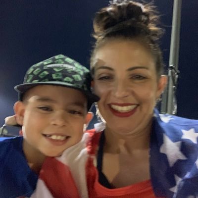 cristyRowe6's profile picture. 