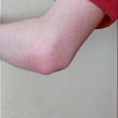 harassingtechno's profile picture. harassing technoblade with technoelbow until he acknowledges my existence