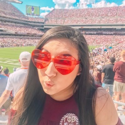 NatalyaRobles13's profile picture. I promise I won't tweet about Taylor Swift! She/Her