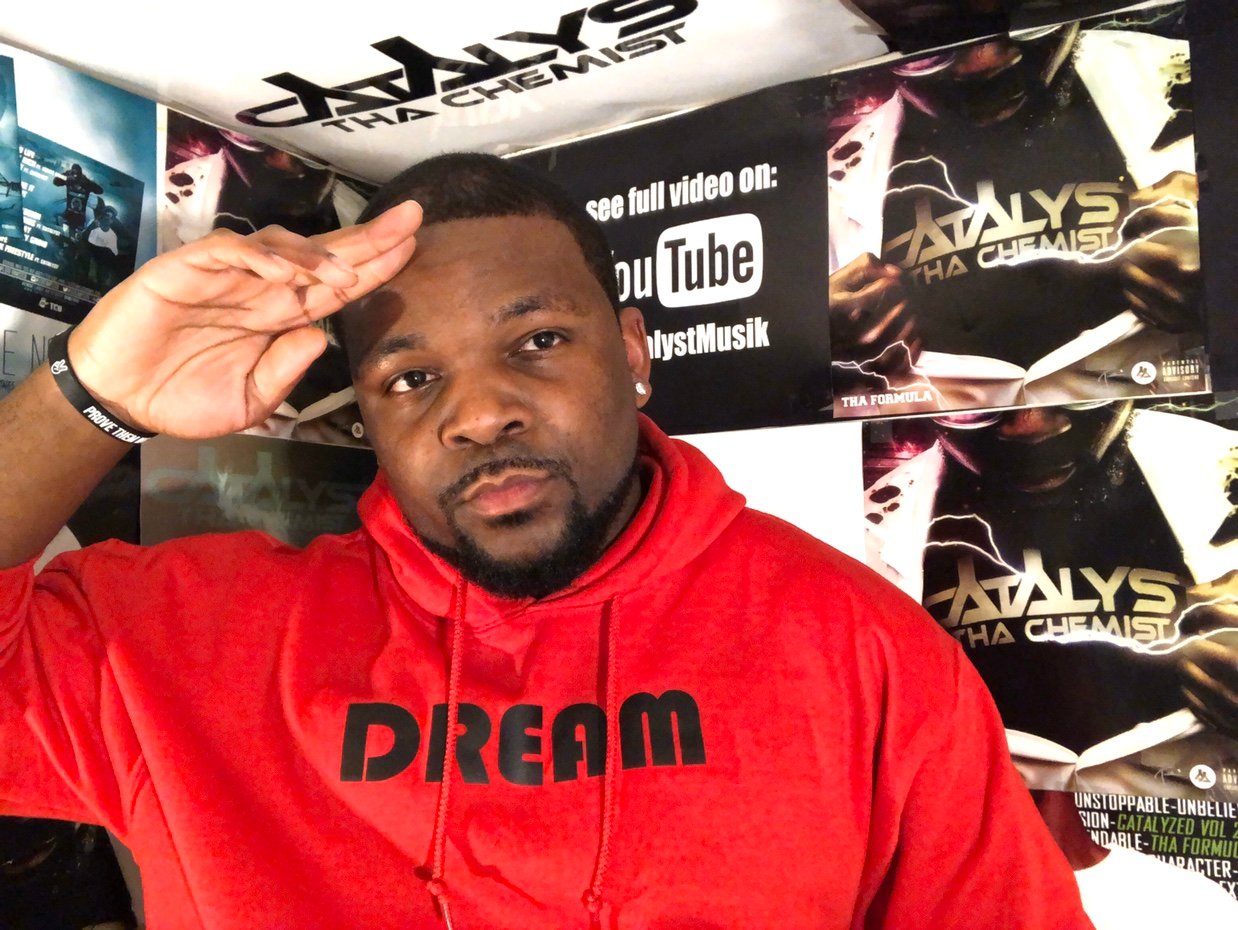 Its_CaTaLyst's profile picture. Just a mf that’s tired of the internet... ON the internet!