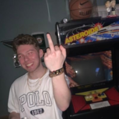 nikneville1's profile picture. 