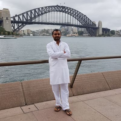 vnakrani's profile picture. 