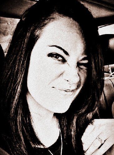 jenny_foo_foo's profile picture. this apartment is starving for an argument.