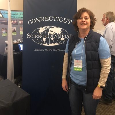 Cindy_Science's profile picture. 🥽Science Teacher. 💗Mom. Wife. Daughter.🐾Dog person. 🏳️‍🌈Ally (she/her) Enjoys 💃 ☕️🥃🌻🧶🎭🧩🏖📚🎮 Views are my own.