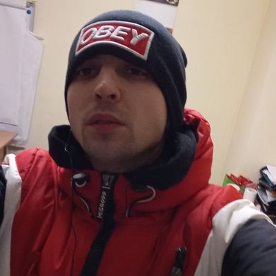 systemerror103's profile picture. я тот кто не верит в реальность.