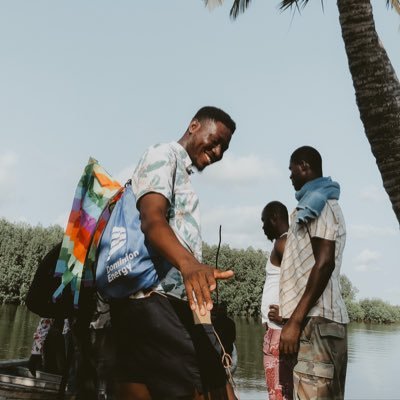CREATIVE • inspiring you to discover and explore the world around you with storytelling 🧳 🚙 ✈️ 🏖 •