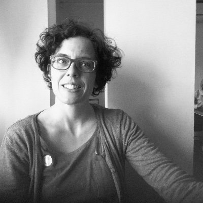 LahmSwan's profile picture. 