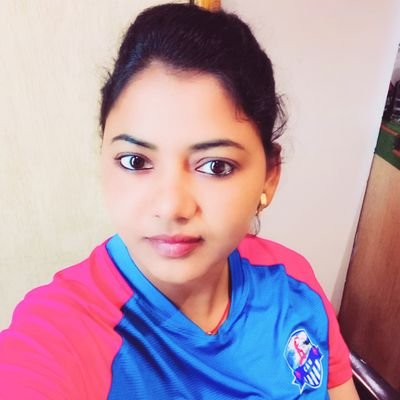 OmeeYadav's profile picture. Sports Physio