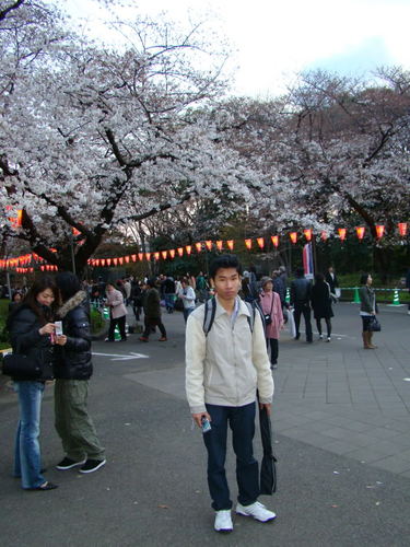 cuong48d's profile picture. 