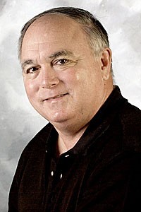 TVTomJ's profile picture. TV critic and horse racing fan