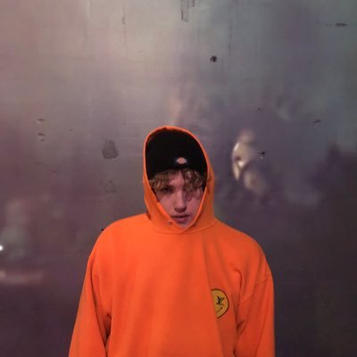 grizzz__'s profile picture. new twitter who dis