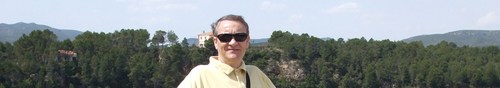 Doctor en Psicologia. Llicenciat en Psicologia i en CC del Treball. Master Prevenció de Riscos Laborals. 
Orientador Laboral i Tutor de Carrera Professional.