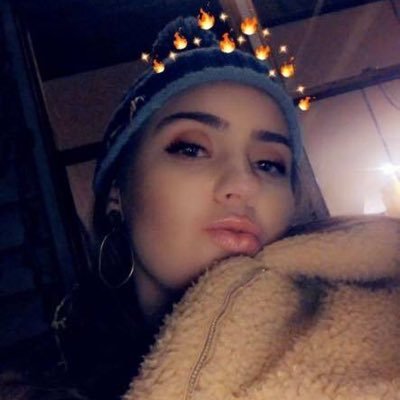 alexxmaac's profile picture. 