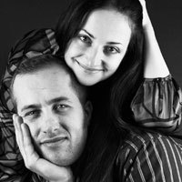 orangelemurfoto's profile picture. Jan & Joanna - award-winning wedding and portrait photographers, and artists based in Scotland.