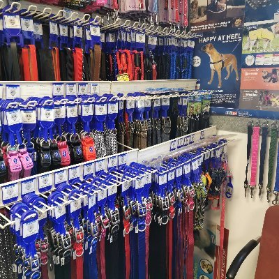 Handy Straps provides quality, affordable solutions to all your domestic and commercial strapping requirements. we also have around 500 lines of pet products.