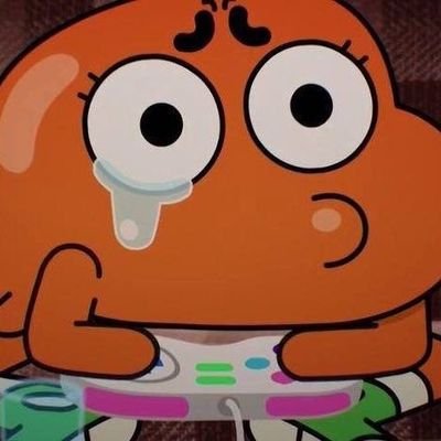 notme_q's profile picture. يأكل الانسان نفسه فيكبر.