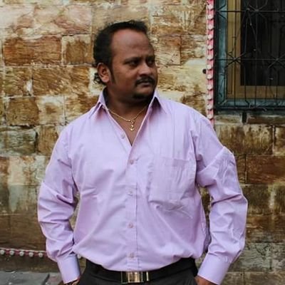 mNF58P2EuZx35tR's profile picture. १९८१