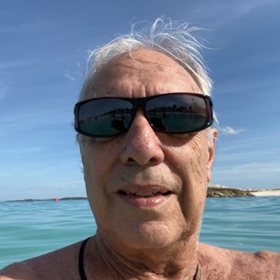 Physics straight up with a twist. Working class physicist. Ph.D. Major in Computer Holography, minor in General Relativity, Cosmology. 🖼 🎼 🧮