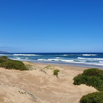 Southern Cross Beach House –a stone’s throw from the beach with spectacular sea views and the lagoon just around the corner Self catering holiday Accommodation