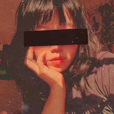 KAnthrun's profile picture. .. .uniquely weird 😉