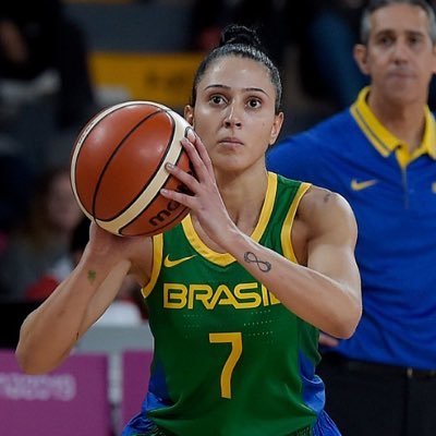 ⛹🏻‍♀ Jogadora de basquete profissional 🏀 Ala sampaio Corrêa basquete e da Seleção Brasileira 🏆 Campeã Pan-Americana 2019 🥇 Campeã Brasileira - LBF 2018