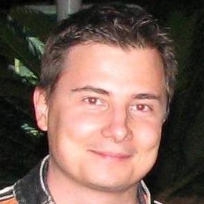 manager of agile teams ★ university lecturer ★ house/trance music fan ★ biker & snowboarder