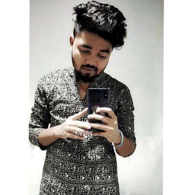 Hritambh's profile picture. Indeed Alive!!😊