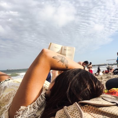 MaluDvx's profile picture. ☁️