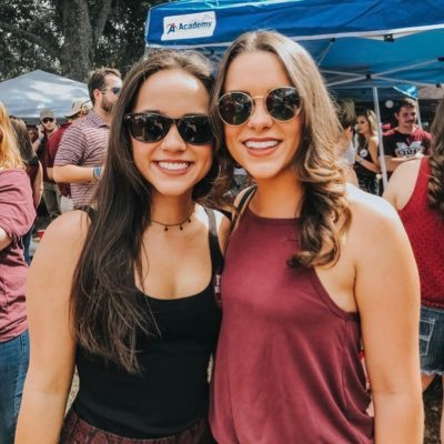 riley_debruhl's profile picture. 