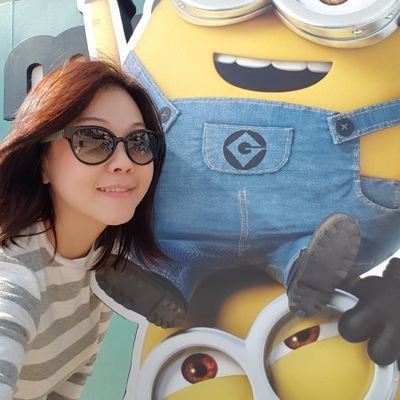 DinataShan's profile picture. Rock n rolla and storytella. I wave at children and pets.