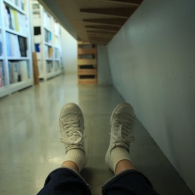 yukakomo1106's profile picture. 希望ヶ丘→ 明治 建築 kkl→ osaka → 一畳十間のスタッフ