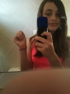 Thais0423's profile picture. Just breath (: