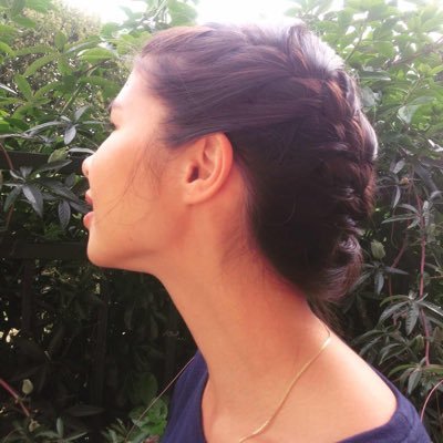 hyacinthcaldwll's profile picture. Collector of stories 📥 Looking at what happens when people come back after living abroad ✈️ Wannabe writer but would settle for an ok-written thesis 📖