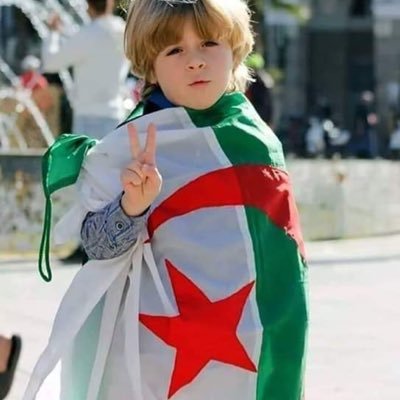 جزائرية🇩🇿 & أمازغية♓️و افتخر I love you my Algeria 🇩🇿😘end my queen 👸 kenza morsli 🙆