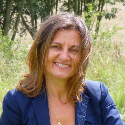 IvanaSzakal's profile picture. Currently Health & Wellbeing Coach. Formerly Mental Health Counsellor.