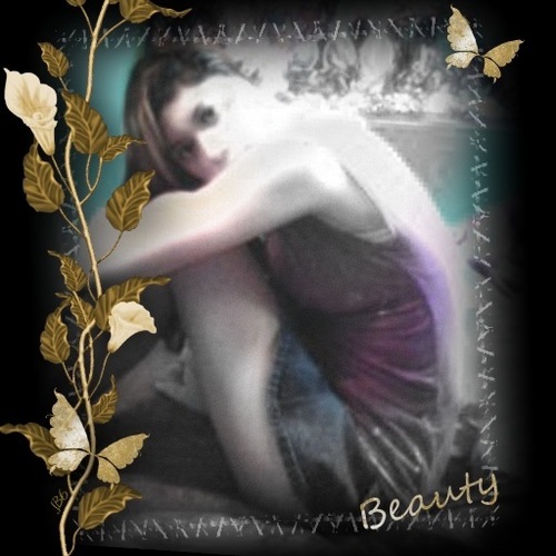 I love to dance salsa,merenge,bachata,and all the above.ILOVE 2 Draw and sing even like shakira and dance like her. Ilove to streetsurf and be creative!
