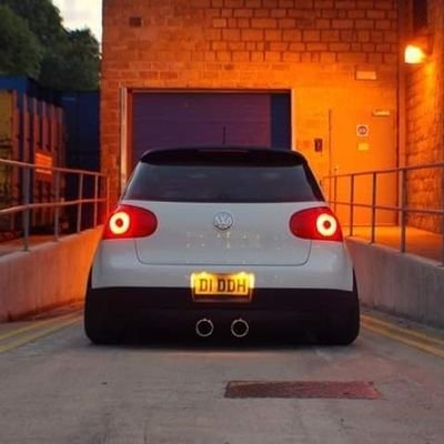 EfraH4606305's profile picture. 