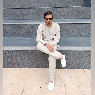 smithun33's profile picture. 