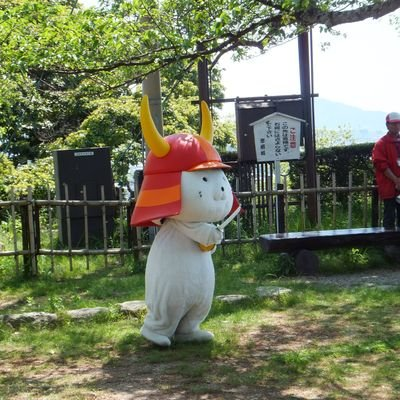 仙台生まれの阪神ファンです。
風景写真や食べ物をカメラで撮るのが趣味です。FUJIFILM X-70 APS-C デジタルコンパクトカメラ使用