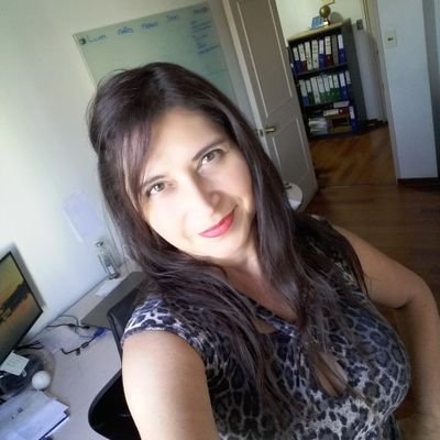 evelyndaguerra's profile picture. 